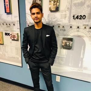 Meet your Posher, Farhaan